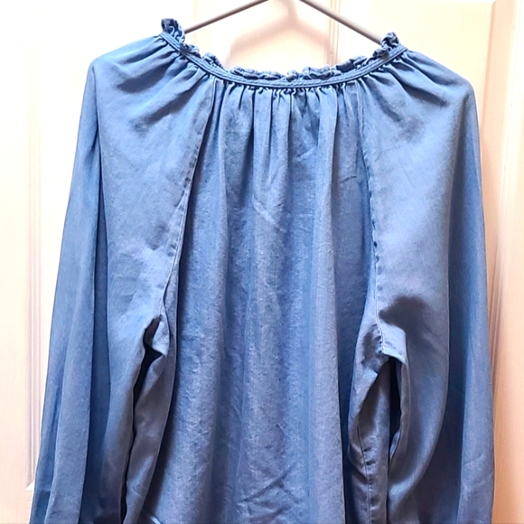 Ana- A New Approach Trumpet Sleeve Denim Blouse Size XL - Picture 3 of 5
